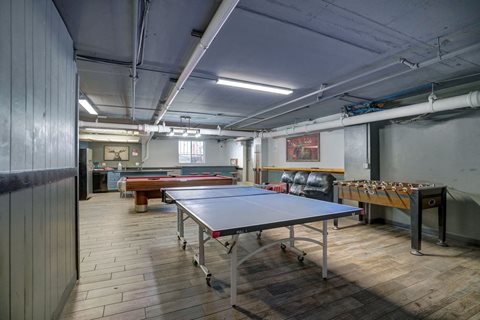 Surf and Surfside apartments and townhomes in Downtown Madison, WI. Fully Furnished, studio, one bedroom, 2 bedroom. Lake views. Managed by Wisconsin Management Company